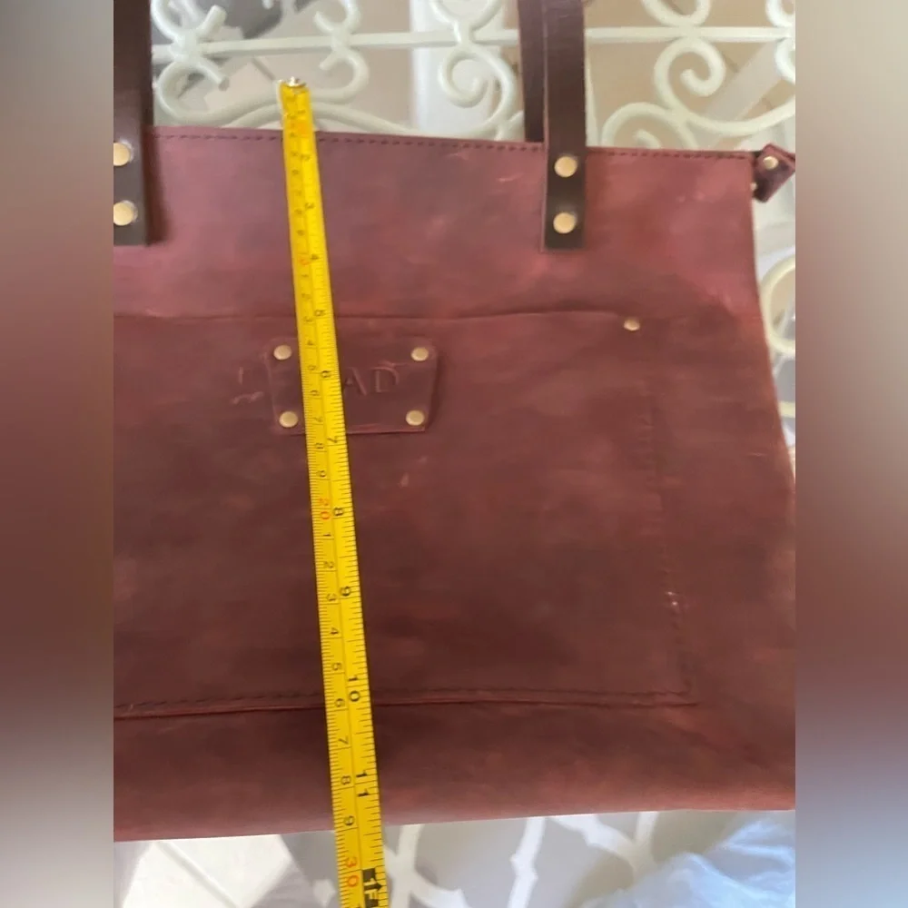 Portland  hand made Leather Medium Classic Tote in Cognac - Picture 11 of 13